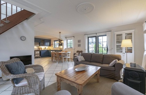 Callantsoog House | Charmante Villa Voor 6 Personen in Park De Buitenplaats in Callantsoog, Vlakbij Strand en Zee!