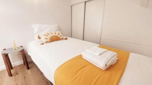Maisons-Alfort Apartment | Charme, originalité, -1 minute Métro