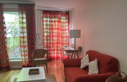 Quartier de Javel Apartment | Charme Paris Beaugrenelle Jardin Privé Avec Parking Pour 4