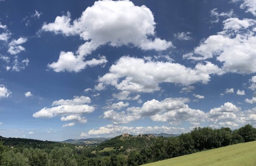 Monte Castello di Vibio Cottage | Charming house with private pool and stunning views on the Tiber valley