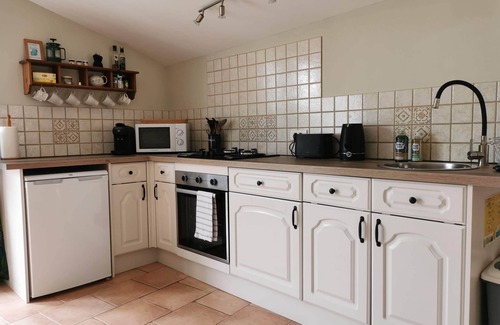 Segonzac House | Charming 1-bed cottage in the heart of Cognac vineyards with pool & games room