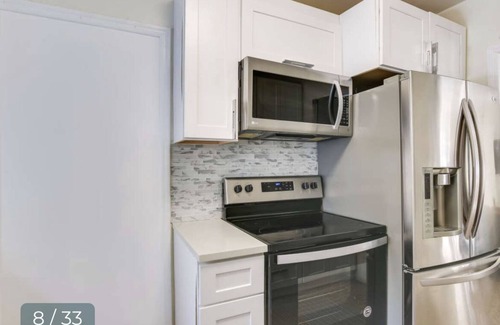 Deerfield Beach Cottage | Charming 1-Bedroom Cottage Steps from the Beach!