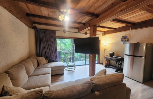Historic Seaport Apartment | Charming 1-bedroom/1-bath apartment in historical home with pool in Key West, FL