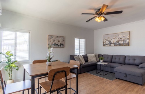 Santa Ana Heights Apartment | Charming 1-bedroom apartment with WiFi, AC in fabulous Seal Beach