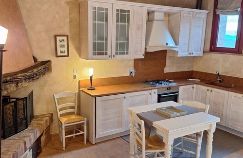 Gambassi Terme Apartment | Charming 1-bedroom apartment in brilliant Gambassi with WiFi
