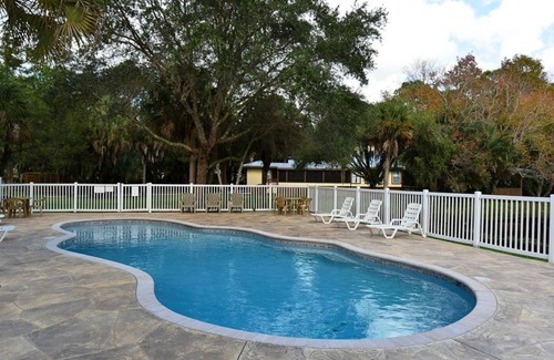 Sarasota House | CHARMING 1 BEDROOM COTTAGE ON EQUINE RANCH