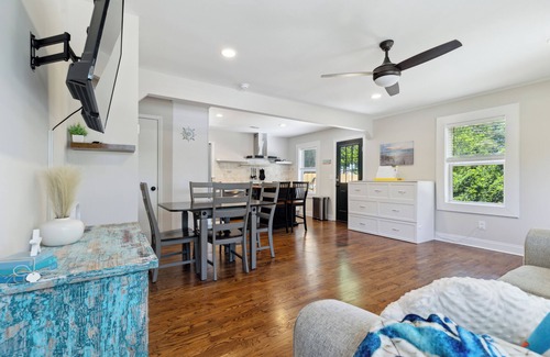 Sunset Park House | Charming 1-bedroom house in Wilmington 5 Minutes From Downtown, 20 to the beach