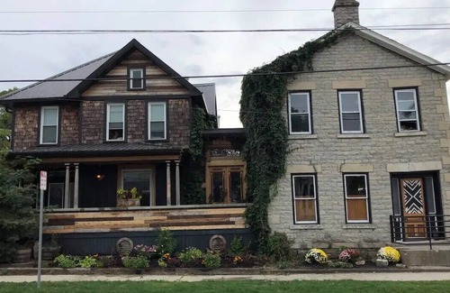 Sandusky House | Charming 1-bedroom house with AC, WiFi in enjoyable Sandusky
