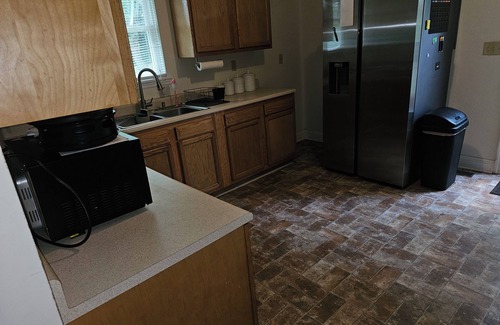 Martinsville House | Charming 1-bedroom house in fabulous Martinsville with AC