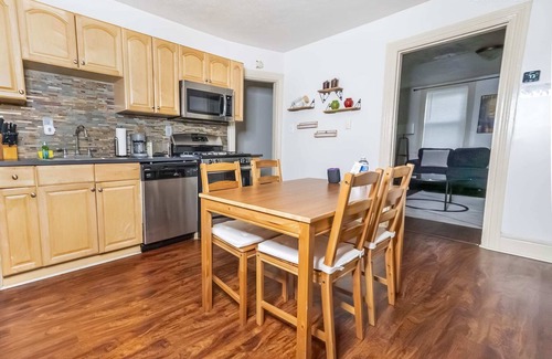 Mount Washington Apartment | Charming 1-BR Apartment Near Amazing Views in Pittsburgh!