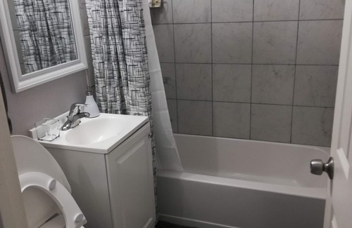 Las Vegas House | Charming 1 story home with pool, 1 1/2 miles from Strip!
