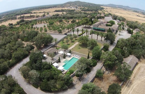 Porreres Villa | Charming 17th-century villa set in stunning, rolling countryside I Set In 150.