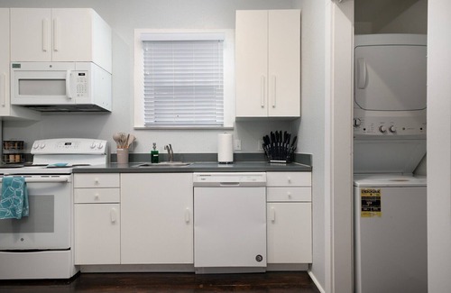 Denver Heights Condo | Charming 1BR Condo | Alamo District Hideaway – Downtown San Antonio