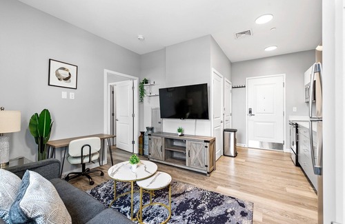 Everett Apartment | Charming 1BR Near Encore 5327