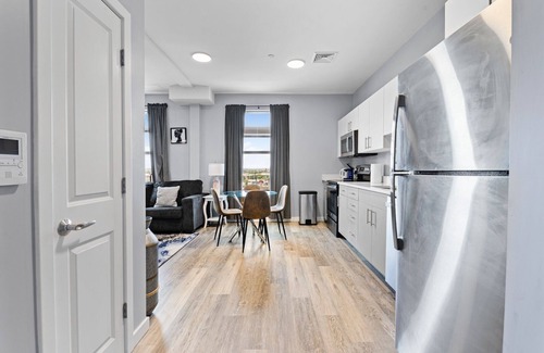 Everett Apartment | Charming 1BR Near Encore 8783