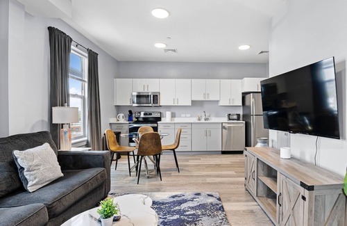 Everett Apartment | Charming 1BR Near Encore 8783