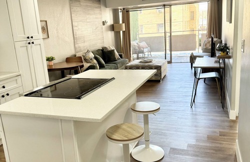 Hale Condo | Charming 1BR Retreat in Denver
