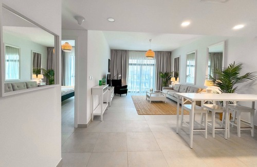 Umm Suqeim 3 Apartment | Charming 1BR with Burj Al Arab View - Asayel 3
