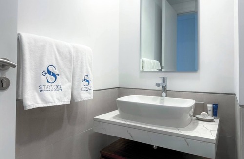 Umm Suqeim 3 Apartment | Charming 1BR with Burj Al Arab View - Asayel 3