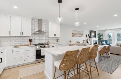 Scarborough Condo | Charming 2-bedroom condo across the street from the shores of Old Orchard Beach