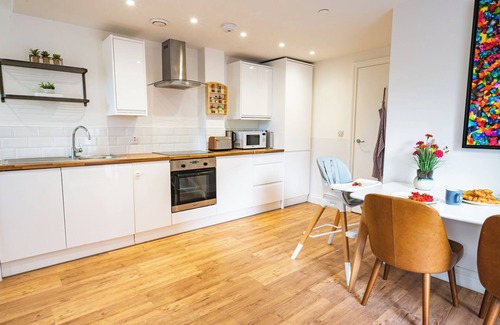 Hitchin Apartment | Charming 2-bed apartment with free parking in the heart of Hitchin