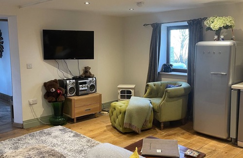 Blubberhouses House | Charming 2-bed Cottage in Otley