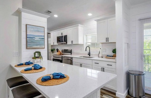 Fort Myers Beach House | Charming 2-bedroom 2-bath house in beautiful Fort Myers Beach!
