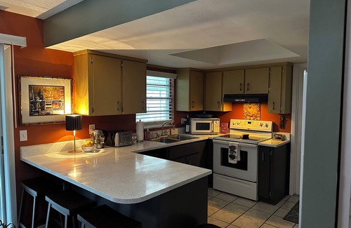 New Smyrna Beach House | Charming 2-bedroom house with AC in New Smyrna Beach
