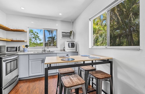 Oakland Park Apartment | Charming 2-bedroom apartment in delightful Fort Lauderdale