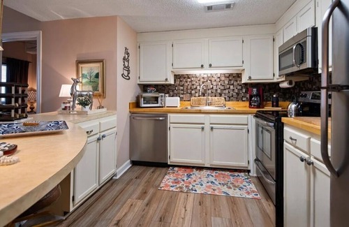Sugar Mountain Condo | Charming 2-bedroom Condo in delightful Sugar Mountain with Resort Amenities