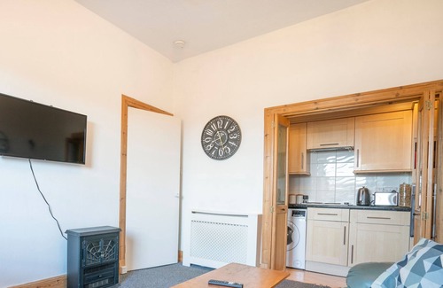 Dalry Apartment | Charming 2 bedroom apartment in Gorgie