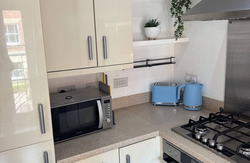 Shrewsbury Apartment | Charming 2-bedroom apartment in Pleasant Shrewsbury with WiFi and gated parking.