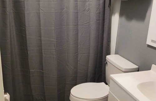 Eagle Pass Apartment | Charming 2-bedroom apartment in wonderful Eagle Pass with AC