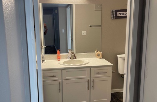 Sunrise Manor Apartment | Charming 2-bedroom apartment in fabulous Las Vegas with AC, WiFi