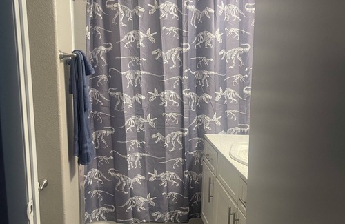 Sunrise Manor Apartment | Charming 2-bedroom apartment in fabulous Las Vegas with AC, WiFi