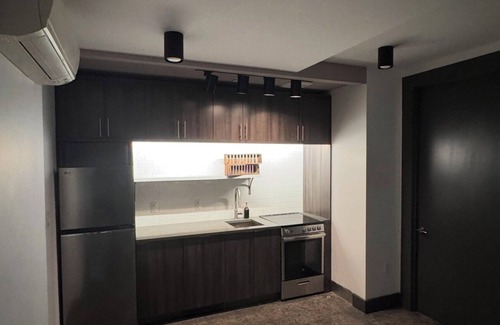 Harlem Apartment | Charming 2-bedroom apartment with AC, fitness room in enchanting New York