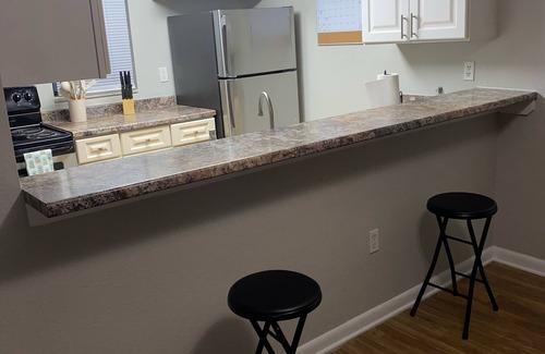Lockhart Apartment | Charming 2-bedroom apartment with AC, lake view in welcoming Orlando
