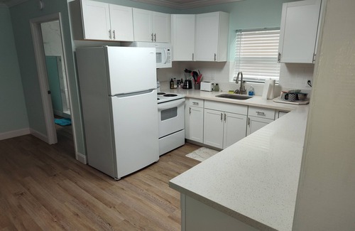 Panacea Apartment | Charming 2-bedroom apartment in fabulous Panacea with AC
