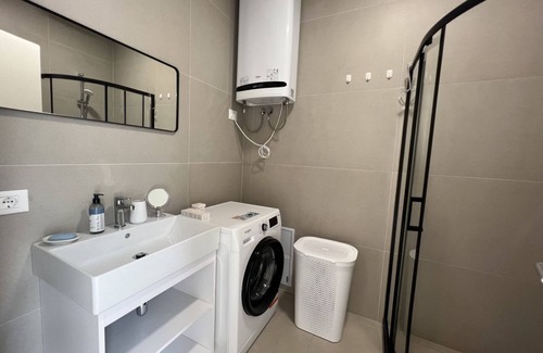 Jala Apartment | Charming 2-bedroom apartment in Green Coast