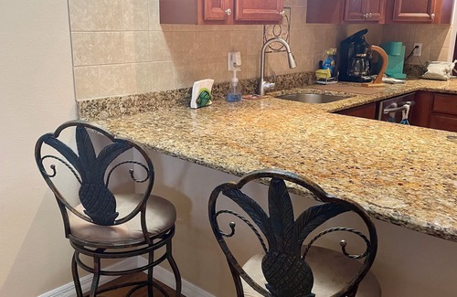 Pelican Condo | Charming 2-bedroom condo with pool just steps away WiFi, AC in lovely Cape Coral