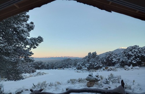 Baca Grande Cabin | Charming 2-bedroom cabin in Crestone