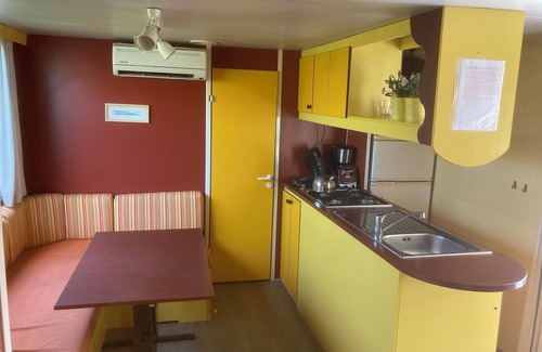 Viareggio Ski Chalet | Charming 2-bedroom chalet in tranquil Toscana , Viareggio, camping Paradiso
