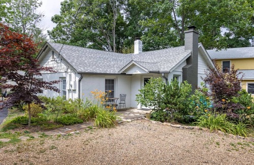 Haw Creek Cottage | Charming 2 bedroom cottage near Asheville, NC