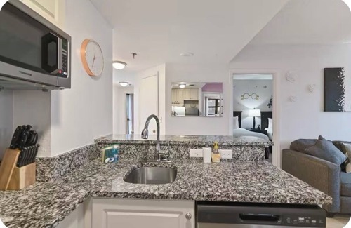 Florida Center Condo | Charming 2-bedroom condo in fabulous Orlando close to Universal and Disney!
