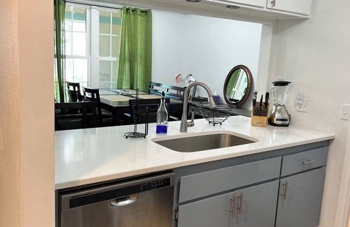 Edmond Condo | Charming 2-bedroom condo with WiFi, AC in lovely Edmond