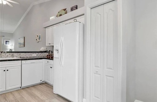 Estero Condo | Charming 2-bedroom condo with AC, WiFi in fabulous Estero