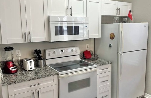Bearss Plaza Condo | Charming 2-bedroom condo in Tampa. USF, Busch Gardens Area!