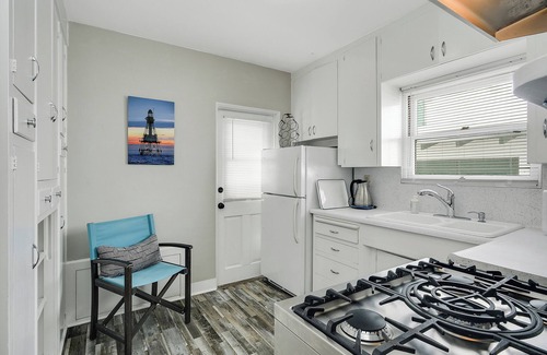 Coronado Cottage | Charming 2-bedroom cottage in the heart of Coronado Village