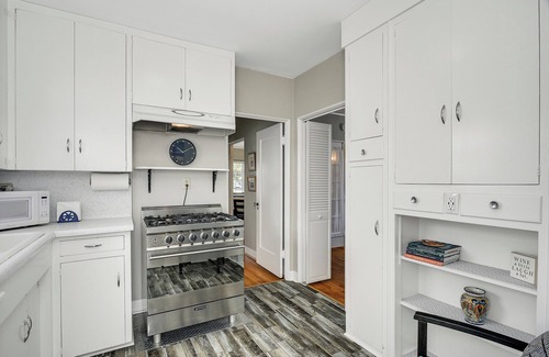 Coronado Cottage | Charming 2-bedroom cottage in the heart of Coronado Village