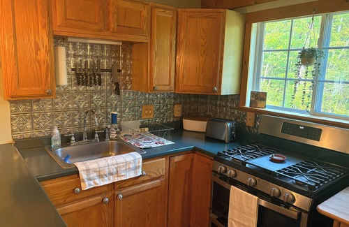 Danbury House | Charming 2-bedroom cottage in Danbury